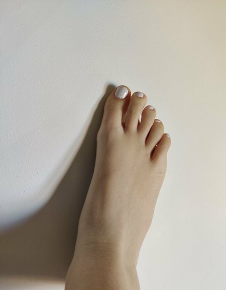 feet-amana